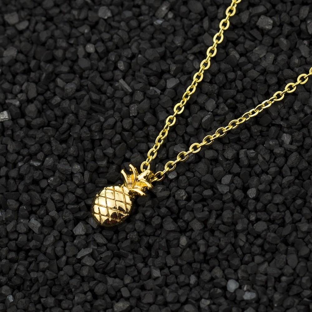 ❤️4 for $20 Sale❤️ NEW Quality Pineapple necklace - Picture 2 of 4